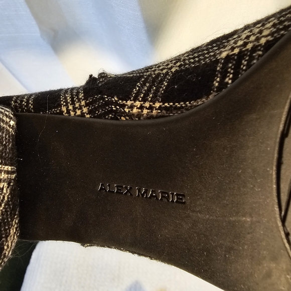 Alex Marie Plaid Heeled Booties 9M - Picture 4 of 8